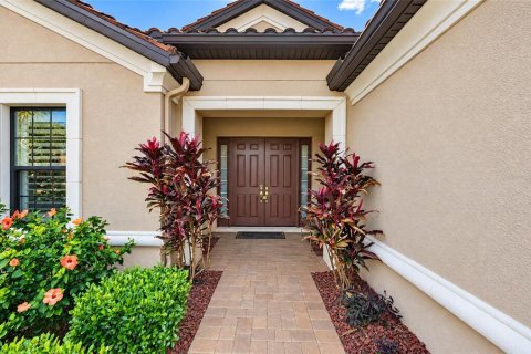 Villa ou maison à vendre à Bradenton, Floride: 3 chambres, 281.03 m2 № 2431765 - photo 5