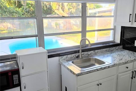 Casa en venta en Lakeland, Florida, 3 dormitorios, 143.26 m2 № 2435113 - foto 13