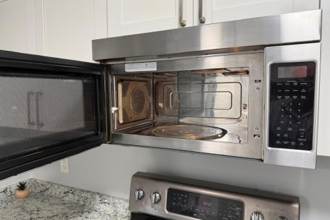 Copropriété à louer à Margate, Floride: 2 chambres, 89.19 m2 № 2262249 - photo 4