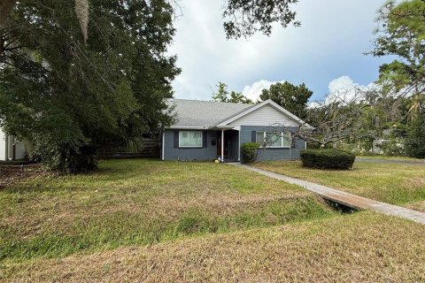 House in Tampa, Florida 3 bedrooms, 188.22 sq.m. № 1883968 - photo 3