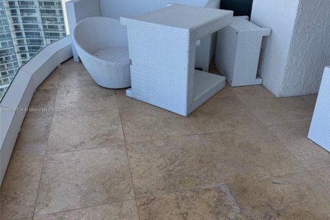 Condominio en venta en Aventura, Florida, 3 dormitorios, 188.59 m2 № 1887992 - foto 5