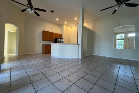 Villa ou maison à vendre à Land O' Lakes, Floride: 5 chambres, 252.23 m2 № 2302298 - photo 8