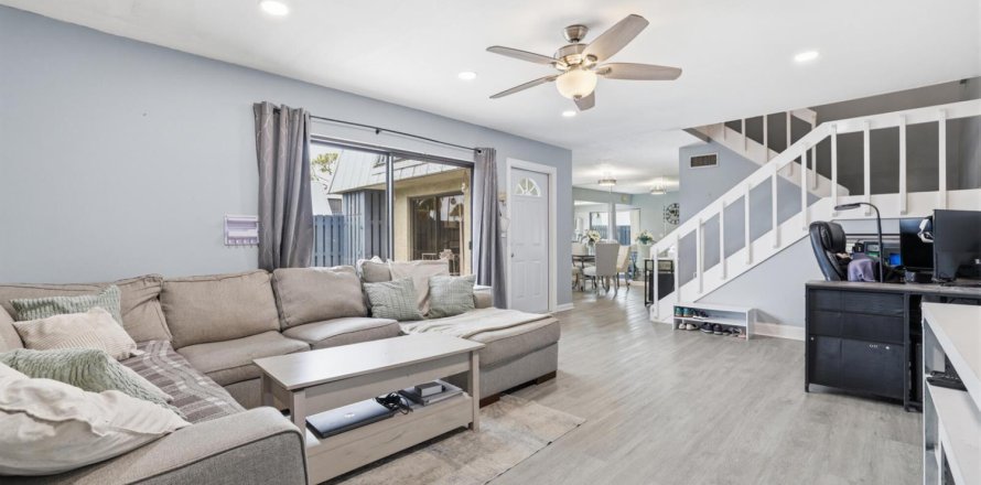 Touwnhouse à Stuart, Floride 2 chambres, 130.06 m2 № 2087902