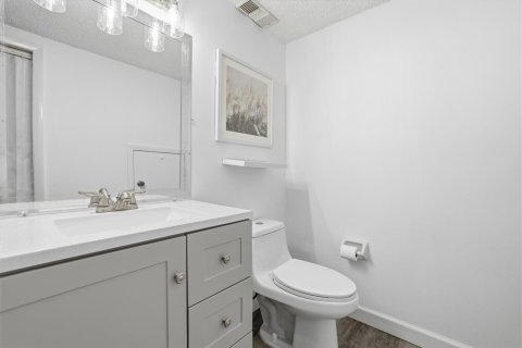 Touwnhouse à vendre à Stuart, Floride: 2 chambres, 130.06 m2 № 2087902 - photo 12