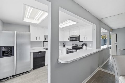 Touwnhouse à vendre à Stuart, Floride: 2 chambres, 130.06 m2 № 2087902 - photo 10