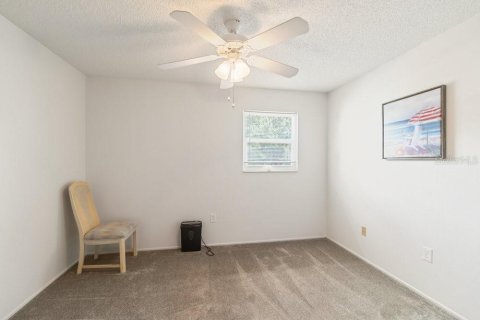 Condo in New Port Richey, Florida, 2 bedrooms  № 1906541 - photo 21