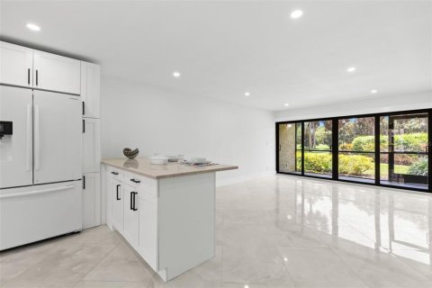 Condo in Clearwater, Florida, 2 bedrooms № 2204002 - photo 7