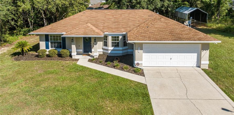 Villa ou maison à Citrus Springs, Floride 3 chambres, 114.08 m2 № 1893775