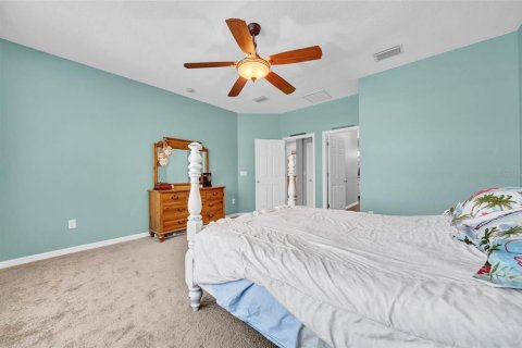 House in Fish Hawk, Florida 4 bedrooms, 280.38 sq.m. № 1616040 - photo 24