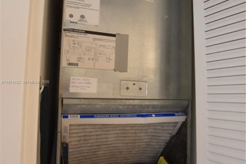 Casa en venta en West Palm Beach, Florida, 1 dormitorio, 56.76 m2 № 2036443 - foto 17