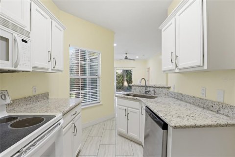 Condominio en alquiler en Gainesville, Florida, 2 dormitorios, 86.77 m2 № 2093337 - foto 14