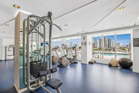 Condominio en alquiler en Miami, Florida, 1 dormitorio, 59.46 m2 № 1851931 - foto 8