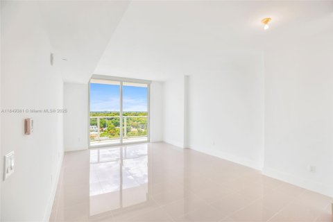 Condominio en alquiler en Miami, Florida, 1 dormitorio, 59.46 m2 № 1851931 - foto 21