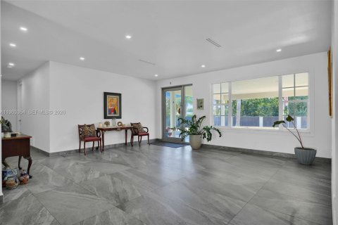 Villa ou maison à vendre à Miami, Floride: 7 chambres, 462.56 m2 № 2025183 - photo 21