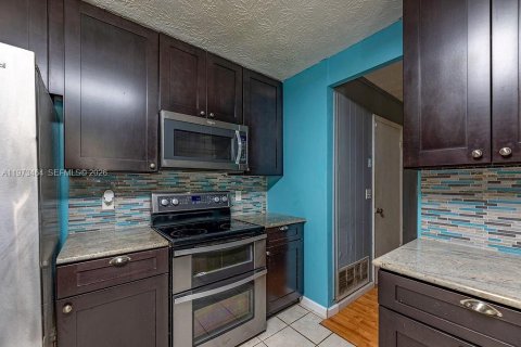 Casa en venta en Jacksonville, Florida, 3 dormitorios, 142.23 m2 № 2034055 - foto 8