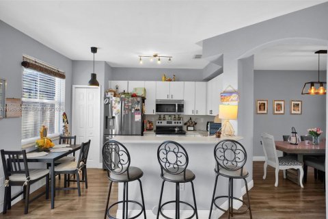 Touwnhouse à vendre à Homestead, Floride: 3 chambres, 134.43 m2 № 2044307 - photo 4