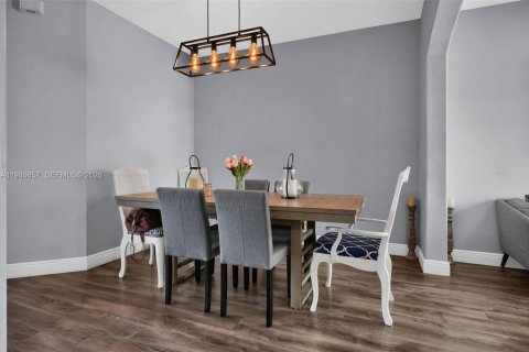 Touwnhouse à vendre à Homestead, Floride: 3 chambres, 134.43 m2 № 2044307 - photo 8