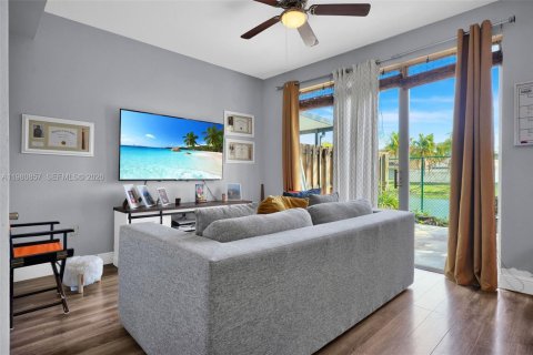 Touwnhouse à vendre à Homestead, Floride: 3 chambres, 134.43 m2 № 2044307 - photo 5