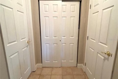 Villa ou maison à vendre à New Smyrna Beach, Floride: 4 chambres, 260.59 m2 № 2150433 - photo 11