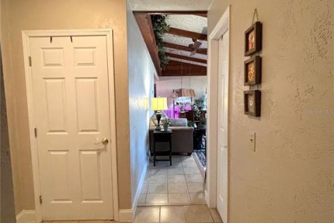 Villa ou maison à vendre à New Smyrna Beach, Floride: 4 chambres, 260.59 m2 № 2150433 - photo 14