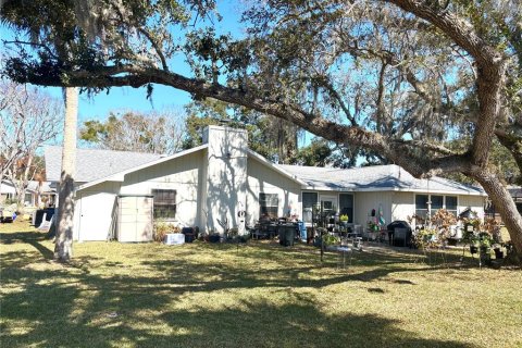 Villa ou maison à vendre à New Smyrna Beach, Floride: 4 chambres, 260.59 m2 № 2150433 - photo 21