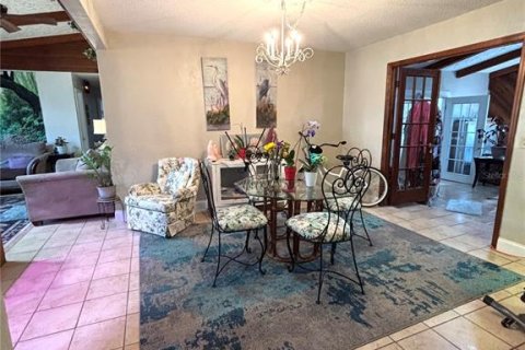 Villa ou maison à vendre à New Smyrna Beach, Floride: 4 chambres, 260.59 m2 № 2150433 - photo 19