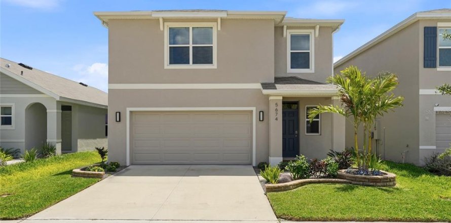 Villa ou maison à Wesley Chapel, Floride 3 chambres, 182.18 m2 № 2391155
