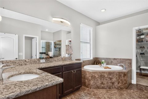 Casa en venta en Dover, Florida, 4 dormitorios, 309.74 m2 № 2203730 - foto 20
