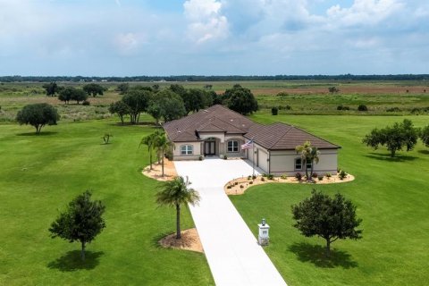 Villa ou maison à vendre à Sarasota, Floride: 4 chambres, 343.37 m2 № 2225664 - photo 3