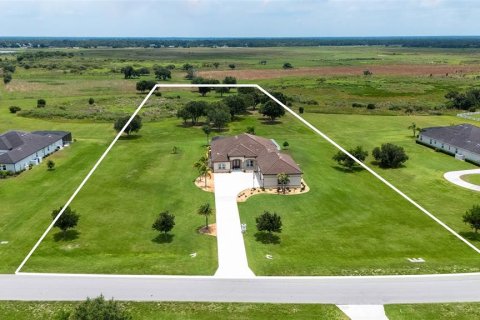 Villa ou maison à vendre à Sarasota, Floride: 4 chambres, 343.37 m2 № 2225664 - photo 4