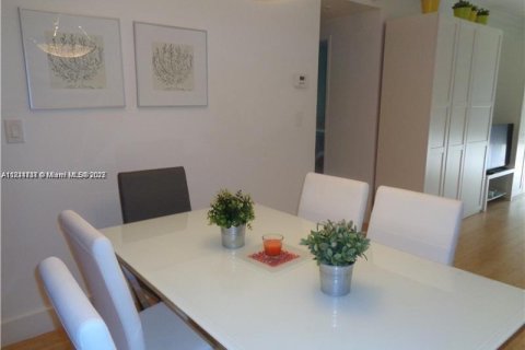 Copropriété à vendre à Hollywood, Floride: 1 chambre, 82.03 m2 № 1781442 - photo 4