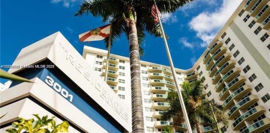 Condo à Hollywood, Floride, 1 chambre  № 1781442
