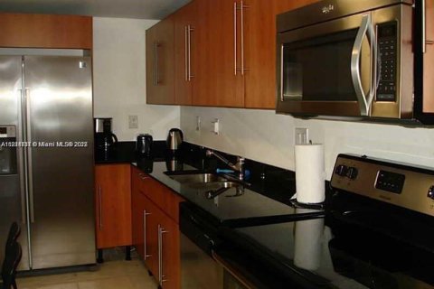 Copropriété à vendre à Hollywood, Floride: 1 chambre, 82.03 m2 № 1781442 - photo 6