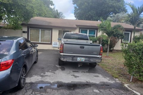Villa ou maison à Dania Beach, Floride 2 chambres, 91.79 m2 № 2350433