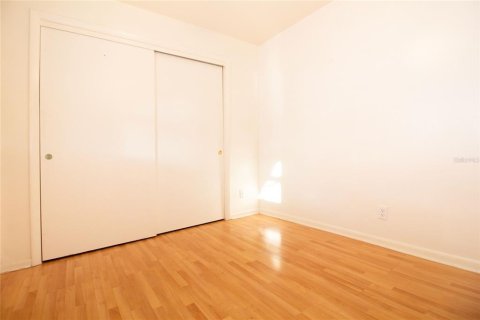 House in Tampa, Florida 3 bedrooms, 120.87 sq.m. № 1553166 - photo 18