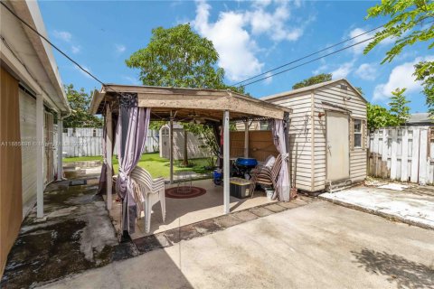 Villa ou maison à vendre à Miramar, Floride: 2 chambres, 120.4 m2 № 1932658 - photo 27