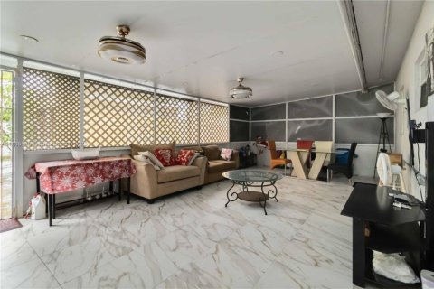 Villa ou maison à vendre à Miramar, Floride: 2 chambres, 120.4 m2 № 1932658 - photo 24