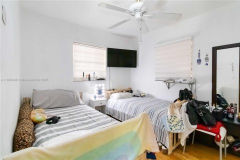 Villa ou maison à vendre à Miramar, Floride: 2 chambres, 120.4 m2 № 1932658 - photo 17