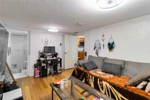 Villa ou maison à vendre à Miramar, Floride: 2 chambres, 120.4 m2 № 1932658 - photo 21