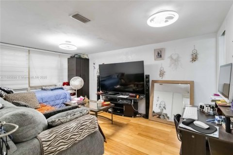 Villa ou maison à vendre à Miramar, Floride: 2 chambres, 120.4 m2 № 1932658 - photo 20