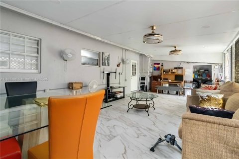 Villa ou maison à vendre à Miramar, Floride: 2 chambres, 120.4 m2 № 1932658 - photo 26