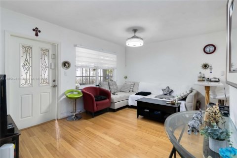 Villa ou maison à vendre à Miramar, Floride: 2 chambres, 120.4 m2 № 1932658 - photo 6