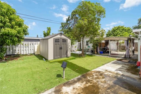 Villa ou maison à vendre à Miramar, Floride: 2 chambres, 120.4 m2 № 1932658 - photo 30