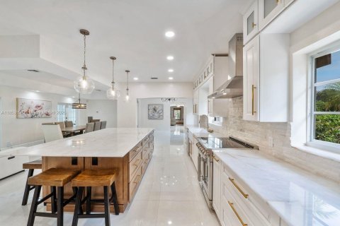 Casa en venta en Pinecrest, Florida, 7 dormitorios, 473.99 m2 № 1871806 - foto 7