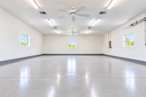 Villa ou maison à vendre à New Smyrna Beach, Floride: 4 chambres, 192.87 m2 № 2408794 - photo 16