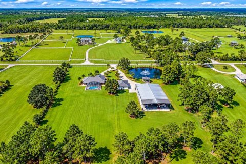 Villa ou maison à vendre à New Smyrna Beach, Floride: 4 chambres, 192.87 m2 № 2408794 - photo 25