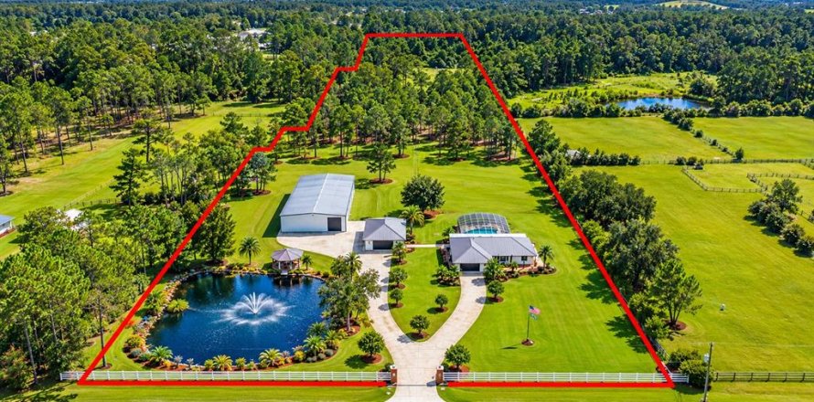 Villa ou maison à New Smyrna Beach, Floride 4 chambres, 192.87 m2 № 2408794