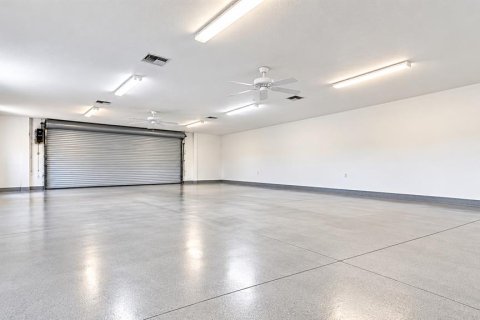 Villa ou maison à vendre à New Smyrna Beach, Floride: 4 chambres, 192.87 m2 № 2408794 - photo 11