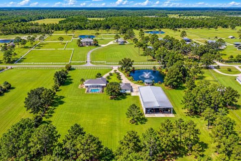 Villa ou maison à vendre à New Smyrna Beach, Floride: 4 chambres, 192.87 m2 № 2408794 - photo 21