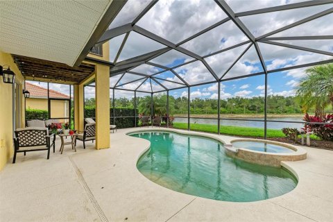 House in Bradenton, Florida 4 bedrooms, 240.25 sq.m. № 1740320 - photo 7